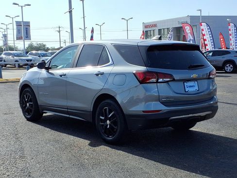 Used 2024 Chevrolet Equinox LT FWD image 5
