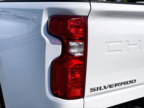 Used 2023 Chevrolet Silverado 2500 LT w/ Convenience Package AWD/4WD image 25