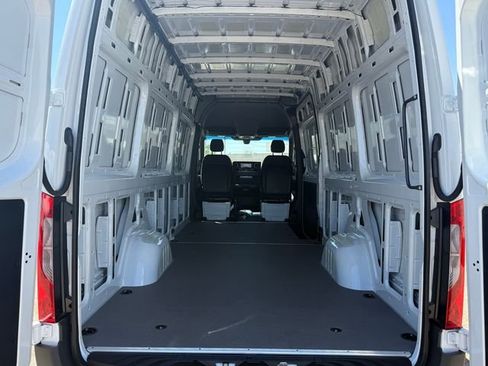 New 2026 Mercedes-Benz Sprinter 2500 image 19