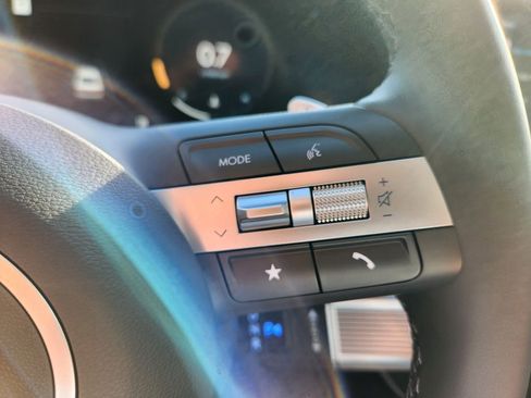 Certified 2024 Hyundai Sonata SEL w/ Convenience Package image 12