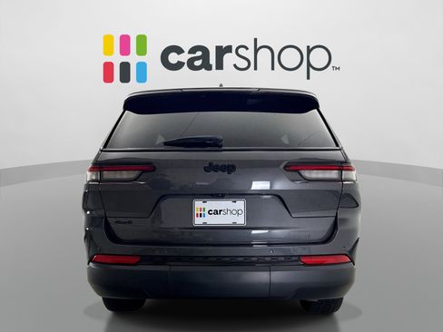 Used 2024 Jeep Grand Cherokee L Altitude AWD/4WD image 4
