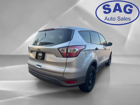 Used 2017 Ford Escape S FWD image 3