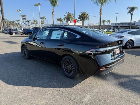 New 2026 Nissan Sentra SV w/ SV Convenience Package image 4