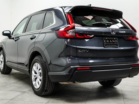 Used 2025 Honda CR-V LX image 11