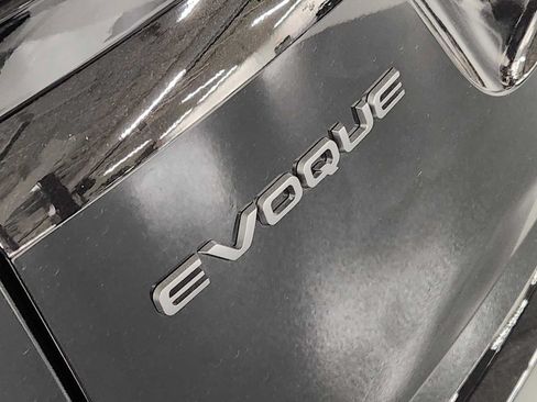 Used 2026 Land Rover Range Rover Evoque S AWD/4WD image 13