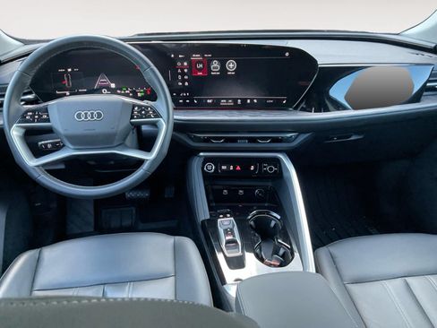 Used 2025 Audi Q5 Premium AWD/4WD image 10