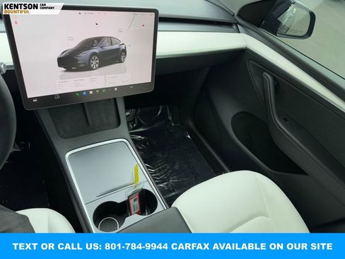 Used 2024 Tesla Model Y Long Range image 21