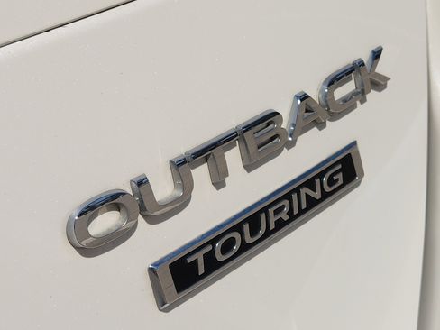 Used 2022 Subaru Outback Touring w/ Tech Package 2 image 12