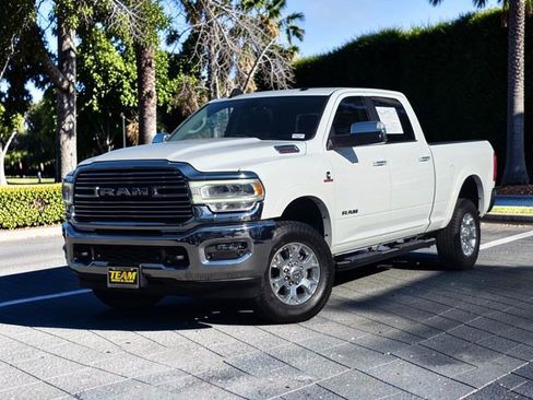 Used 2019 RAM 2500 Laramie AWD/4WD image 2