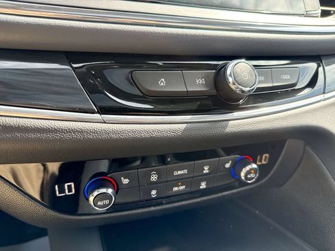 Used 2020 Buick Enclave Essence w/ Sound and Sites Package FWD image 35