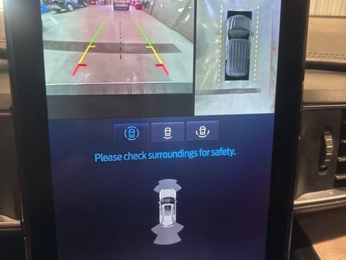 Used 2021 Ford Explorer Platinum w/ Equipment Group 601A image 23