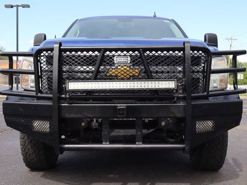 Used 2013 Chevrolet Silverado 2500 LT w/ Interior Plus Package AWD/4WD image 13