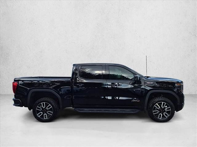 Used 2024 GMC Sierra 1500 AT4 w/ Technology Package AWD/4WD image 4