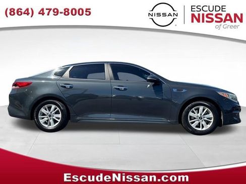 Used 2016 Kia Optima LX FWD image 2