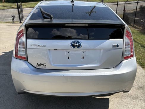 Used 2013 Toyota Prius Three w/ Solar Roof Pkg image 4