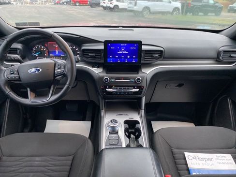 Used 2020 Ford Explorer XLT w/ Comfort Package image 24