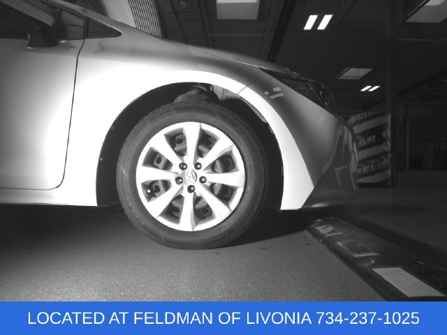 Used 2023 Toyota Corolla LE FWD image 28