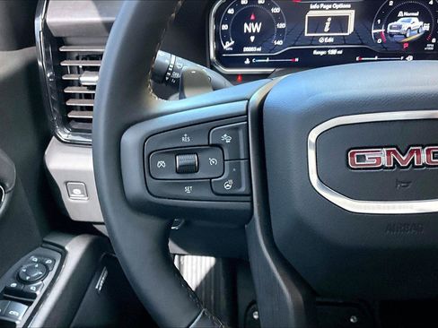 Used 2025 GMC Sierra 1500 AT4 w/ AT4 Premium Package AWD/4WD image 20