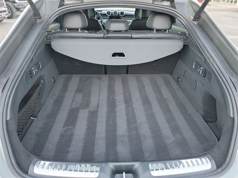 Used 2025 Mercedes-Benz GLC 300 4MATIC image 12