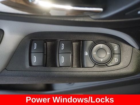 Used 2018 Chevrolet Equinox Premier AWD/4WD image 5