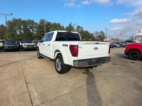 Used 2024 Ford F150 Lariat w/ FX4 Off-Road Package image 4