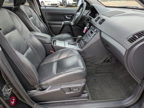 Used 2013 Volvo XC90 3.2 R-Design image 24