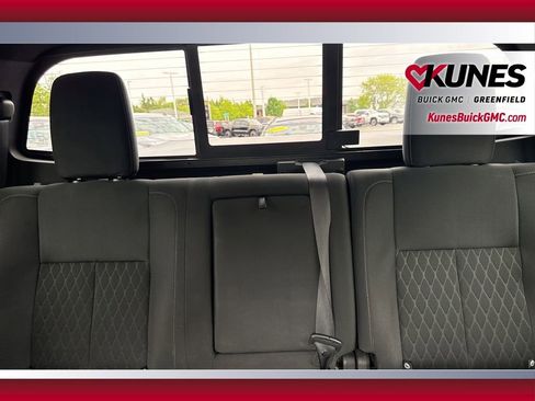 Used 2018 Nissan Titan XD AWD/4WD image 30