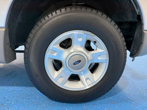 Used 2003 Ford Explorer Sport Trac XLT image 56