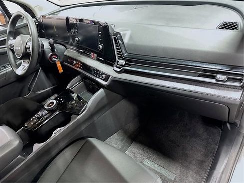 Used 2023 Kia Sportage LX image 31