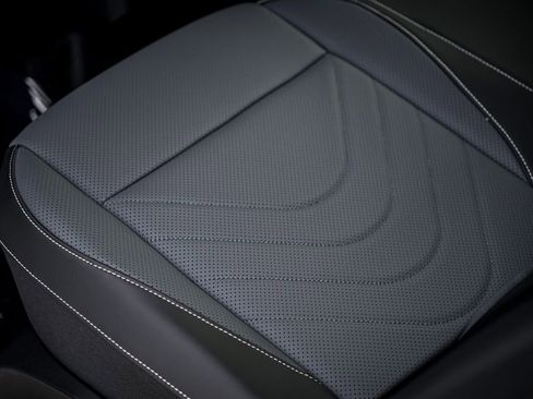 New 2026 Volkswagen Tiguan SE R-Line image 29