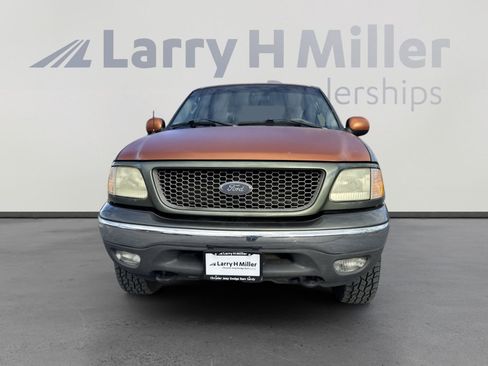 Used 2002 Ford F150 Lariat image 3