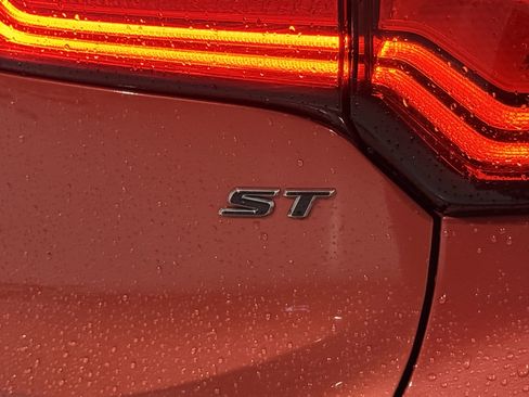 Used 2024 Buick Encore GX Sport Touring image 41