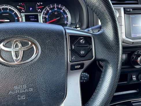 Used 2018 Toyota 4Runner SR5 Premium image 19