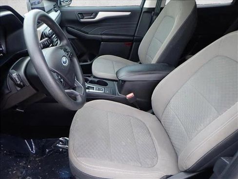 Used 2022 Ford Escape SE image 9