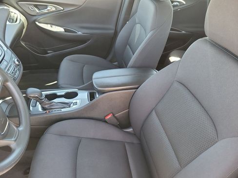Used 2024 Chevrolet Malibu LT image 22
