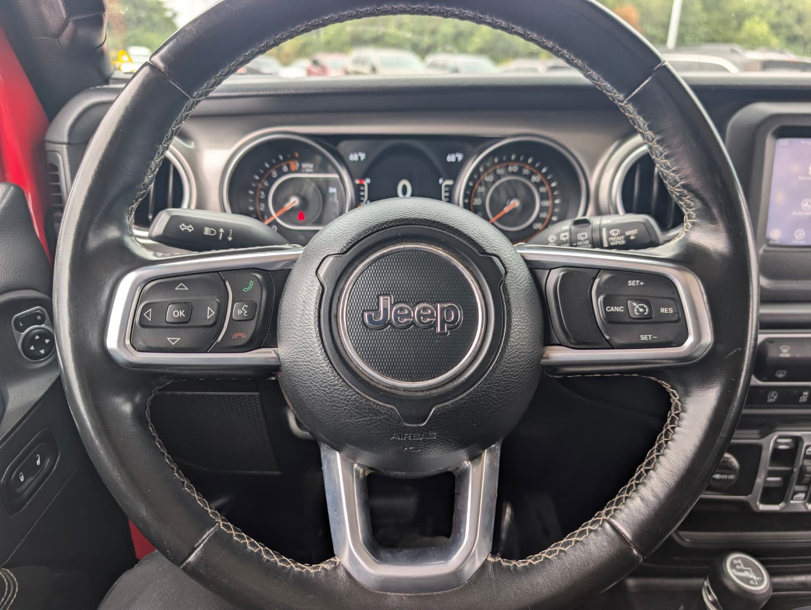 Used 2020 Jeep Wrangler Unlimited Sahara AWD/4WD image 23