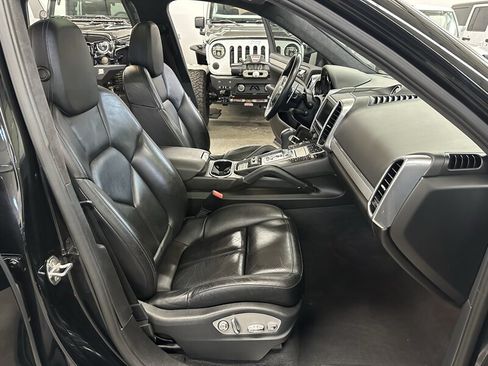 Used 2013 Porsche Cayenne GTS AWD/4WD image 13