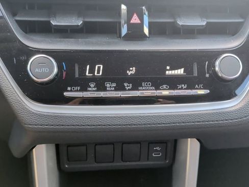 Used 2023 Toyota Corolla Cross LE FWD image 26