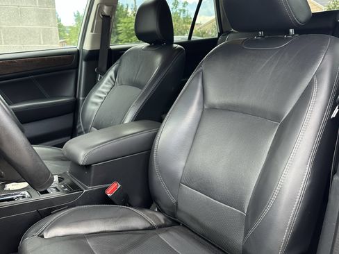 Used 2019 Subaru Outback 2.5i Limited AWD/4WD image 13