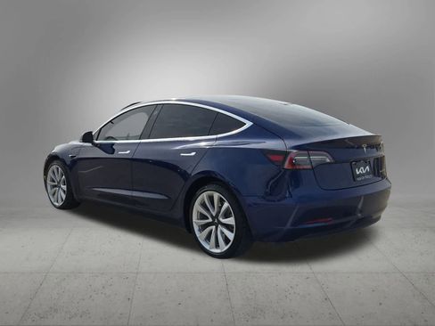 Used 2018 Tesla Model 3 image 4