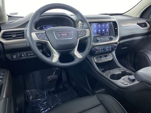 Certified 2023 GMC Acadia Denali w/ Denali Ultimate Package image 2