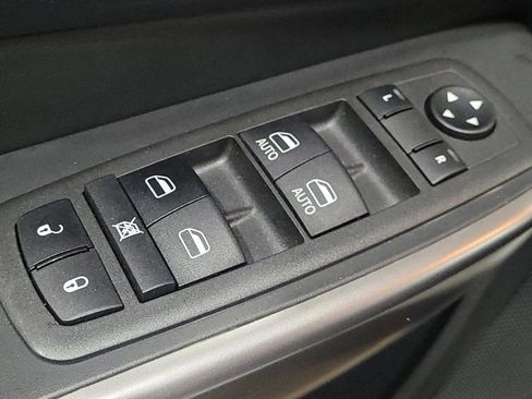 Used 2022 Jeep Cherokee Limited w/ Elite Package image 27