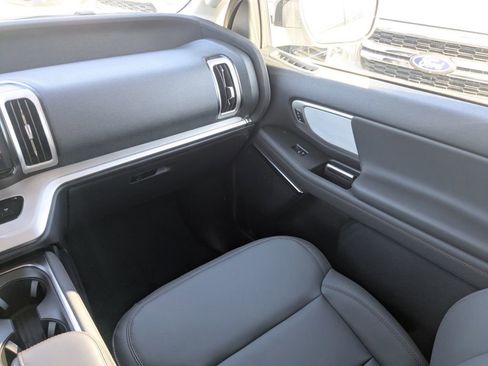 New 2025 Ford Expedition Max Active image 18