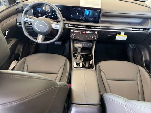 Used 2025 Hyundai Tucson SEL AWD/4WD image 12
