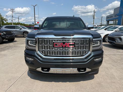 Used 2018 GMC Sierra 1500 Denali w/ Denali Ultimate Package AWD/4WD image 3