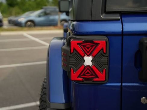 Used 2019 Jeep Wrangler Unlimited Rubicon AWD/4WD image 45