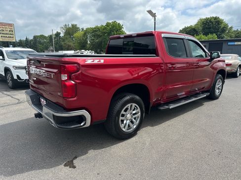 Used 2020 Chevrolet Silverado 1500 LT AWD/4WD image 3