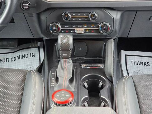 Certified 2024 Ford Bronco Raptor w/ Interior Carbon Fiber Pack 6 AWD/4WD image 36