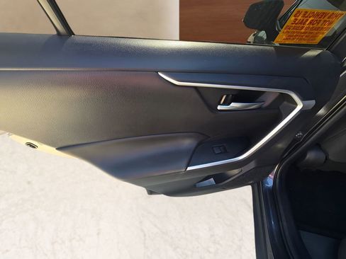 Used 2021 Toyota RAV4 XLE image 51