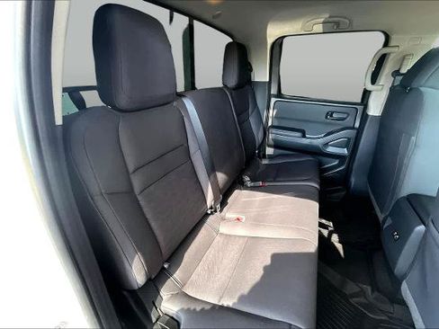 Certified 2025 Nissan Frontier S RWD image 20